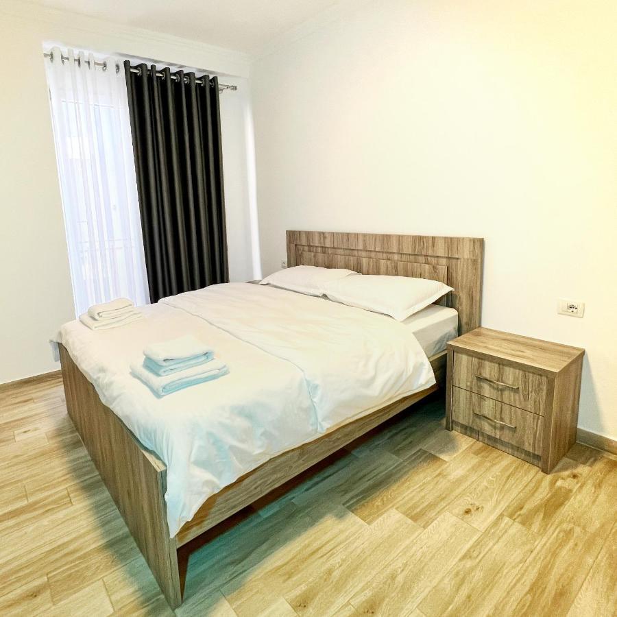 Soluna Apartments Shëngjin Exteriör bild